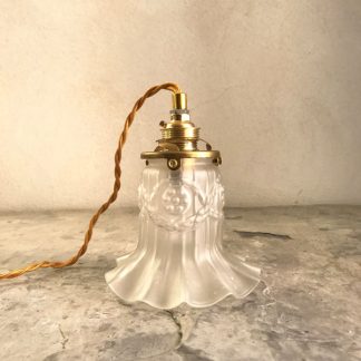 lampe baladeuse, tulipe en verre Art Déco juponnée