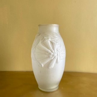 grand-vase-art-deco-verre-depoli-fleur-1