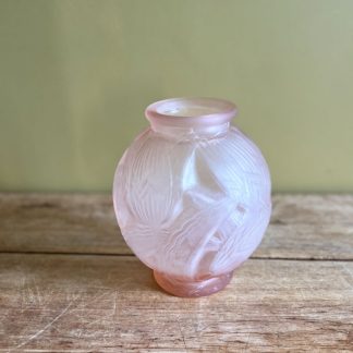 vase-rose-art-deco-nuages-1