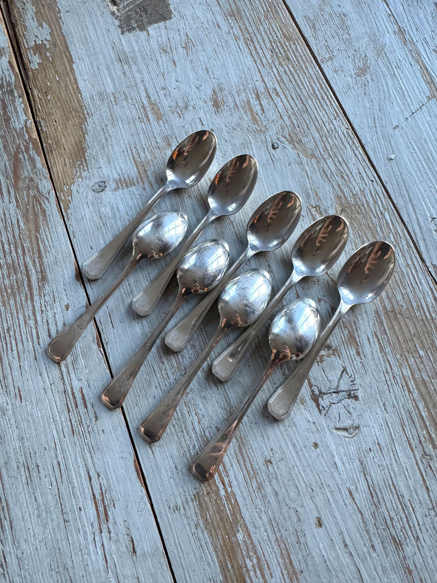 Hénin, 12 Cuillères à Moka En Argent Massif Minerve, Modèle