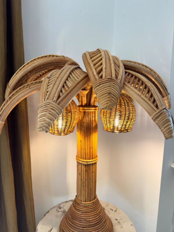 Lampe de table cocotier en rotin – Image 2