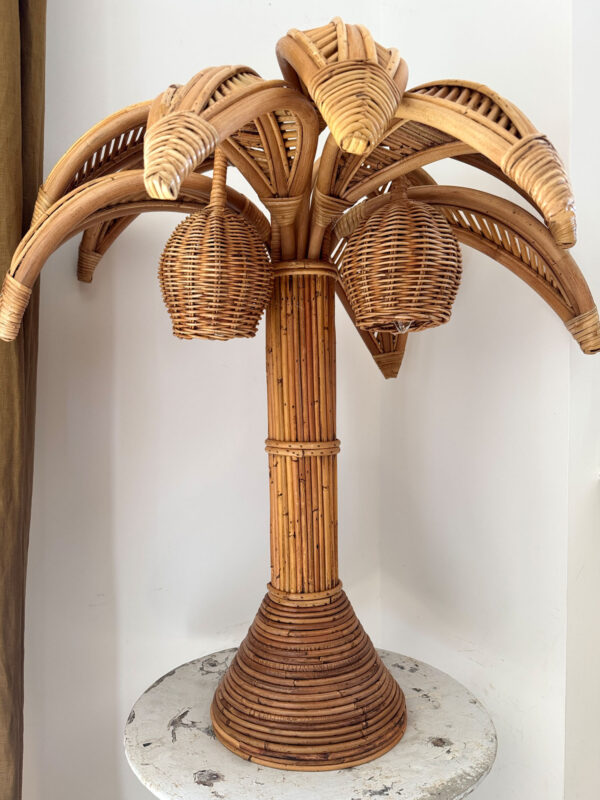 Lampe de table cocotier en rotin – Image 3